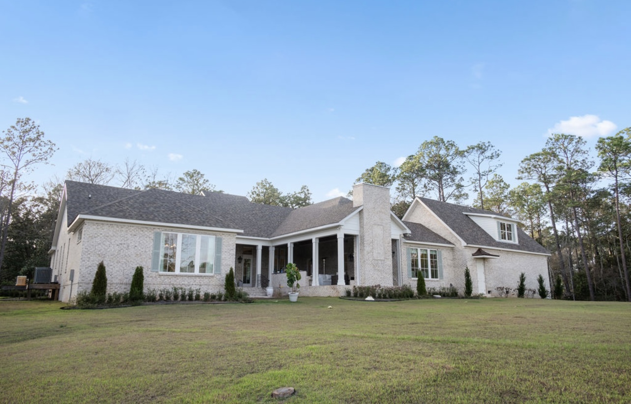 South Alabama custom home exterior